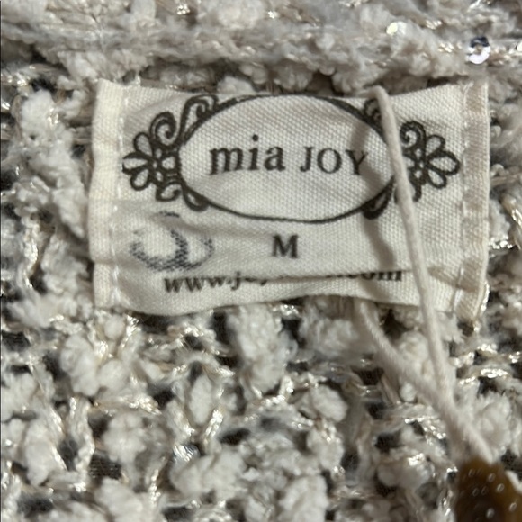 Cream Oversized Cardigan with Balloon Sleeves - Picture 2 of 7